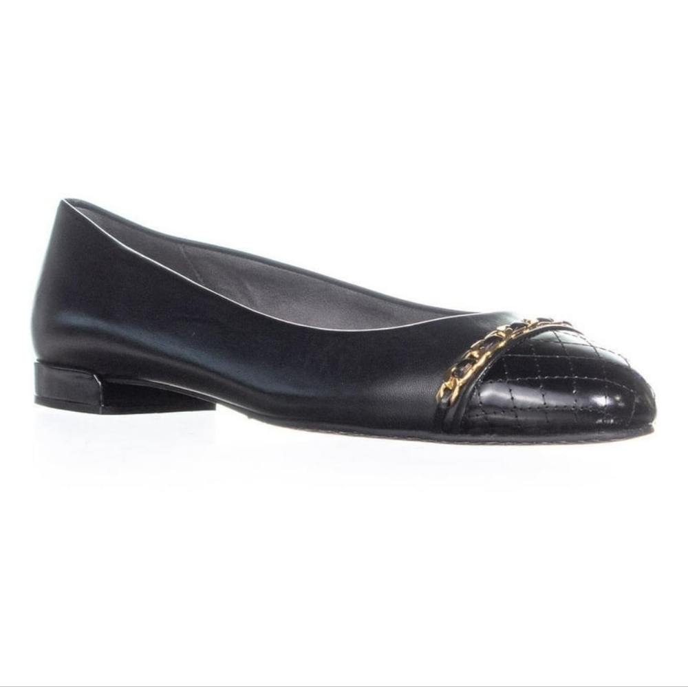Stuart Weitzman CIA Black Quilted Chain Flats Size 9